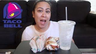 TACO BELL WILD NAKED CHICKEN CHALUPA | MUKBANG (EATING SHOW)