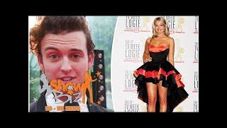 Cameron Robbie reminds Aussie TV stars of Margot's Logies fashion fail